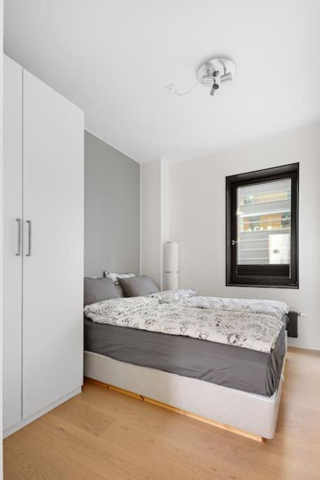 Modern 3Bed Room Sea View Apartment @ Oslo Barcode ภายนอก รูปภาพ