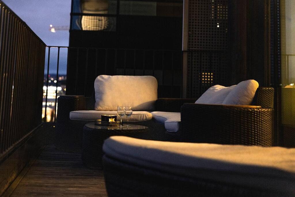 Modern 3Bed Room Sea View Apartment @ Oslo Barcode ภายนอก รูปภาพ