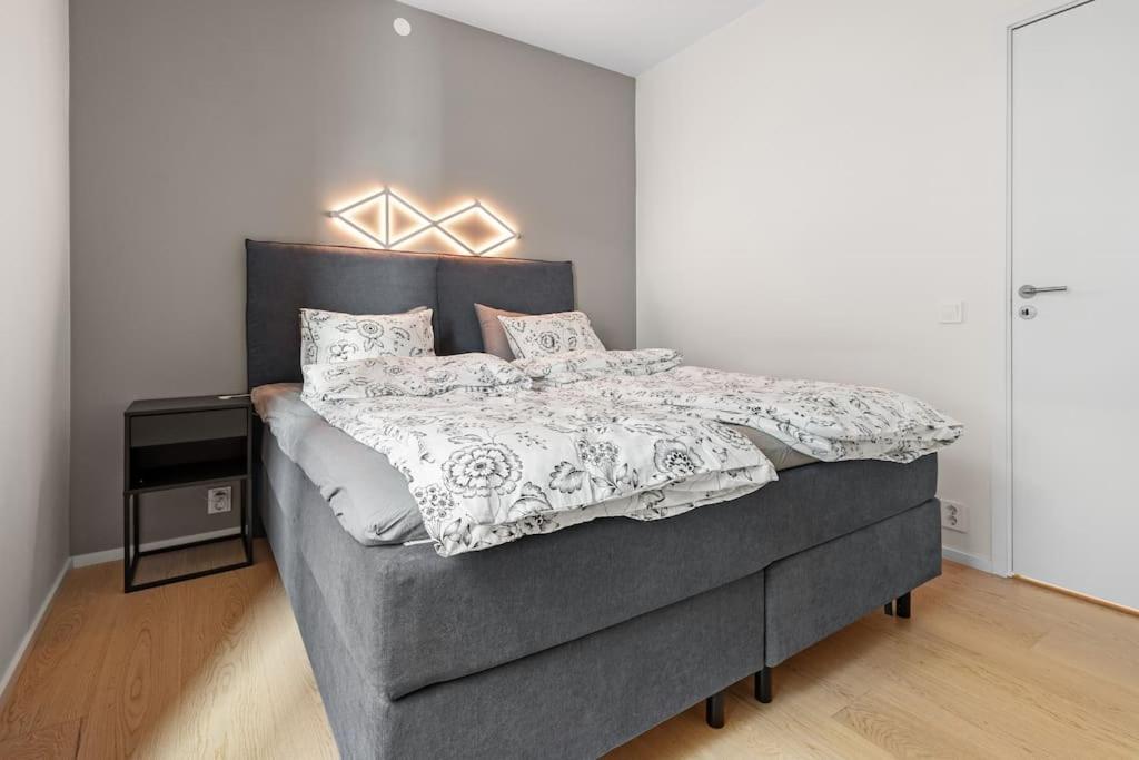 Modern 3Bed Room Sea View Apartment @ Oslo Barcode ภายนอก รูปภาพ
