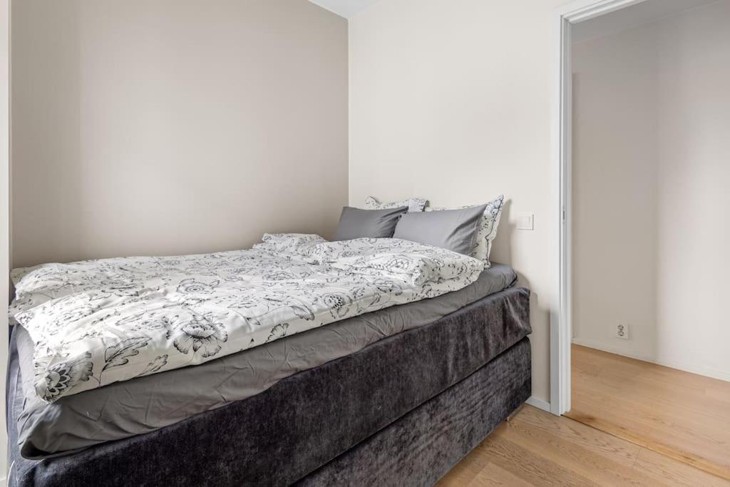 Modern 3Bed Room Sea View Apartment @ Oslo Barcode ภายนอก รูปภาพ
